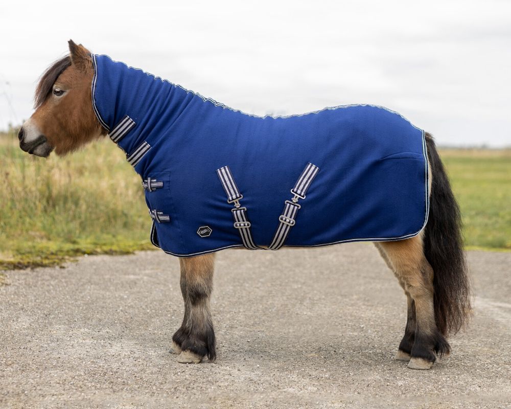 QHP Fleecedecke Shetty mit Hals